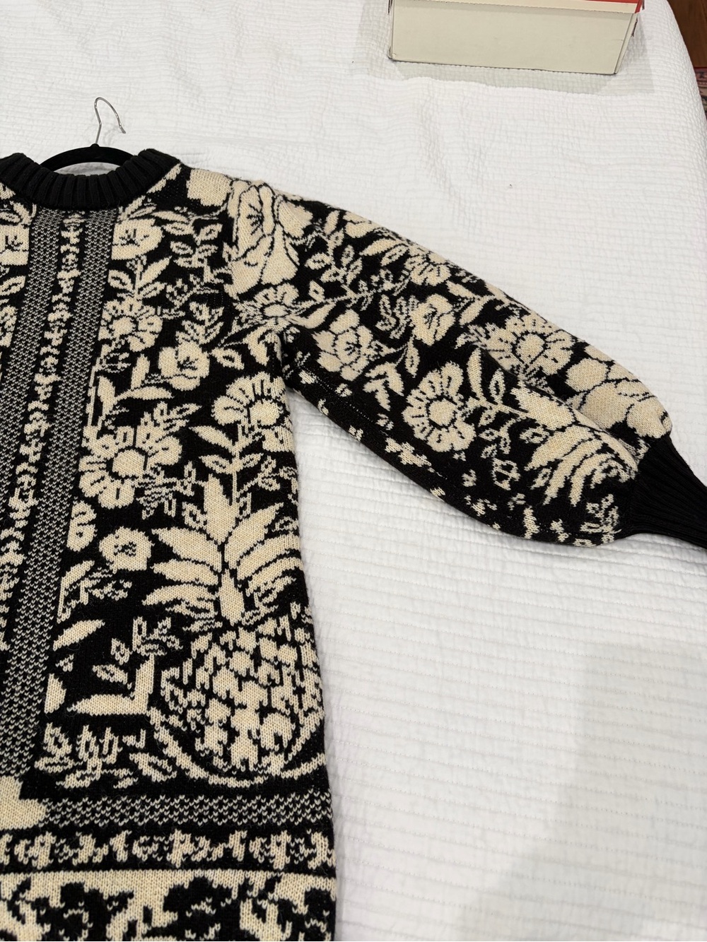 FARM Rio Black & Cream Floral Pineapple Knit Sweater Dress - Picture 3 of 4